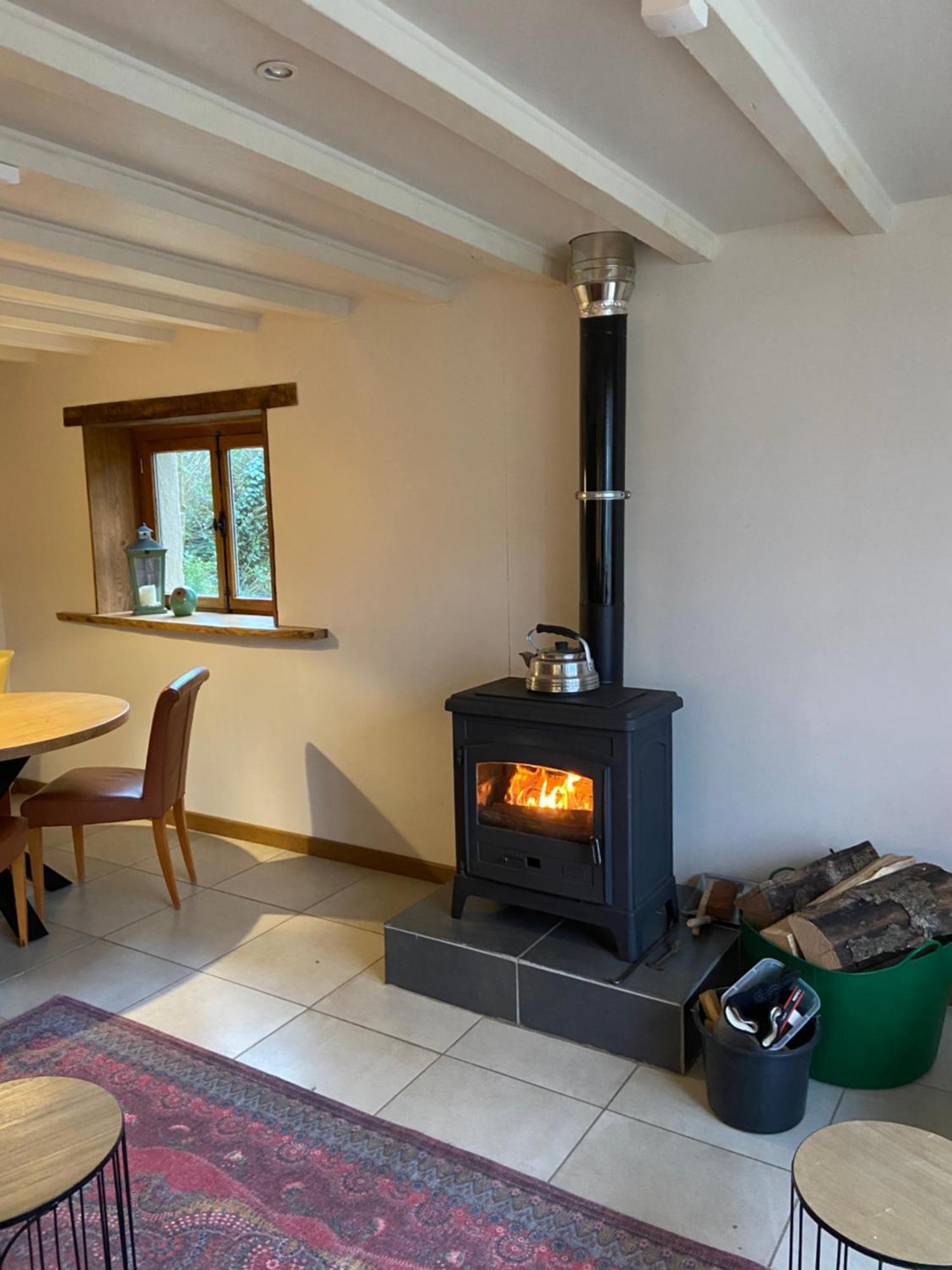 Gite Le Matou Roux Isle-et-Bardais Exterior foto